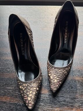 Burberry  Nova Broderie Anglaise Pump